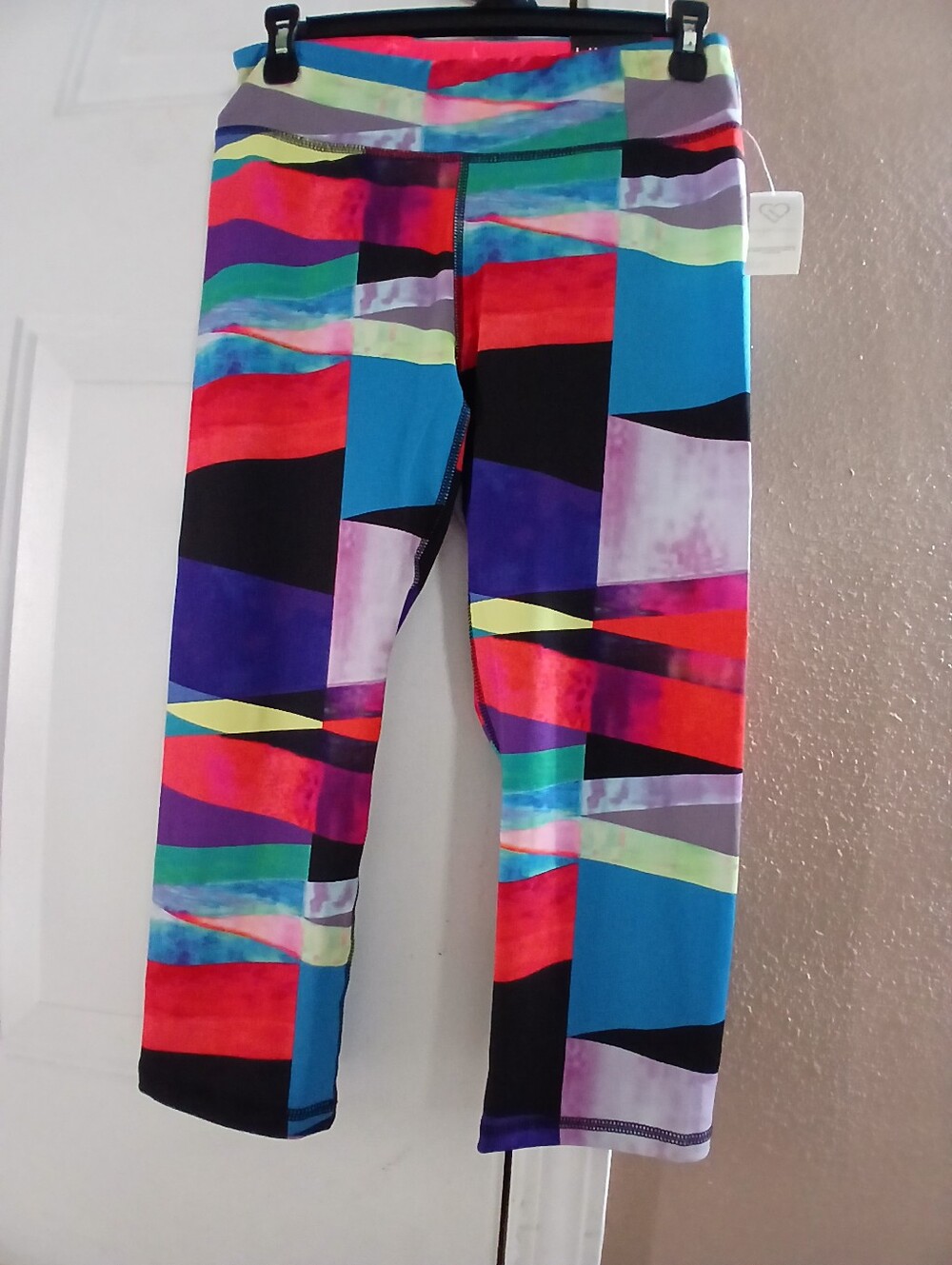 Aeropostale Multicolor Geo-Print Leggings in Bright Blue, Red, Purple & Black
